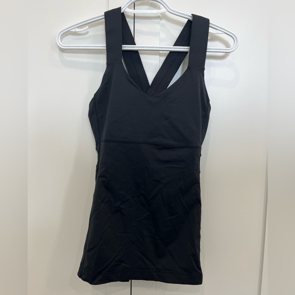Lululemon black workout tank top - Picture 2 of 3